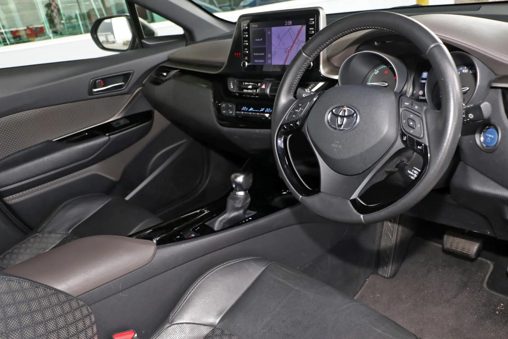 2023 Toyota C-HR Gallery Image 7