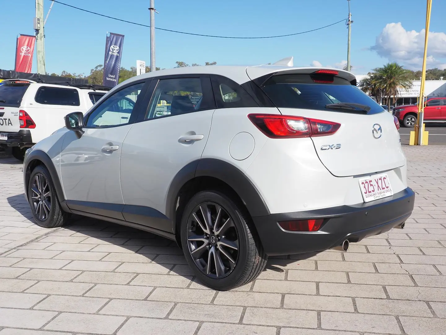 2018 Mazda CX-3 Gallery Image 2