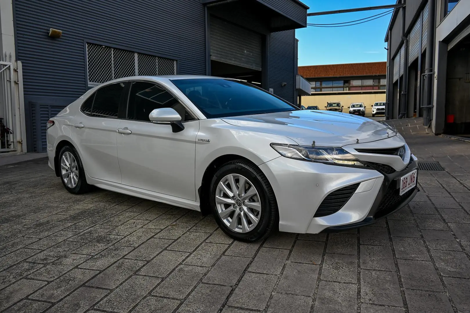 2020 Toyota Camry Gallery Image 3