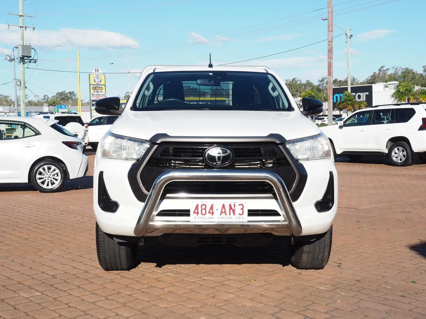 2020 Toyota Hilux Gallery Image 12