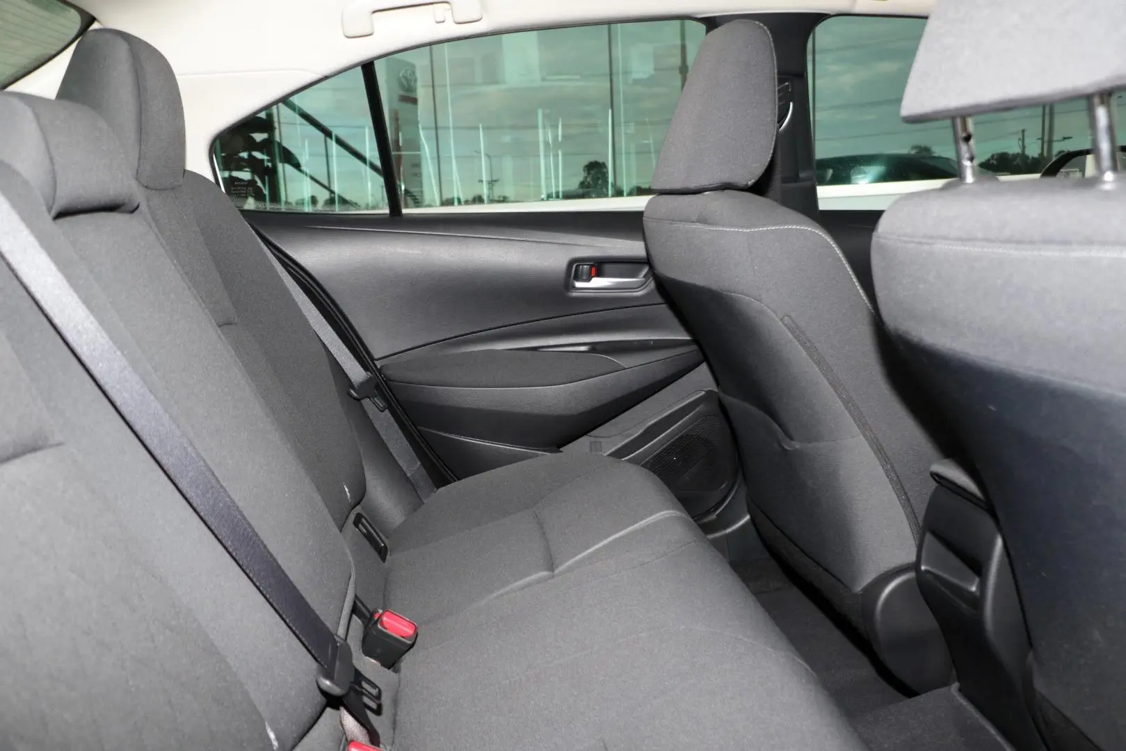 2025 Toyota Corolla Gallery Image 10