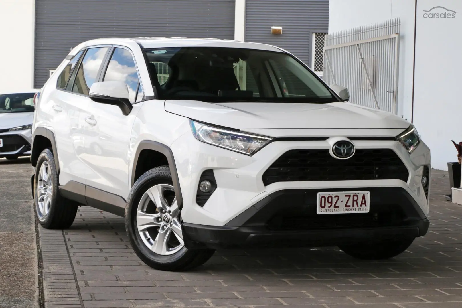 2020 Toyota RAV4 Image 3