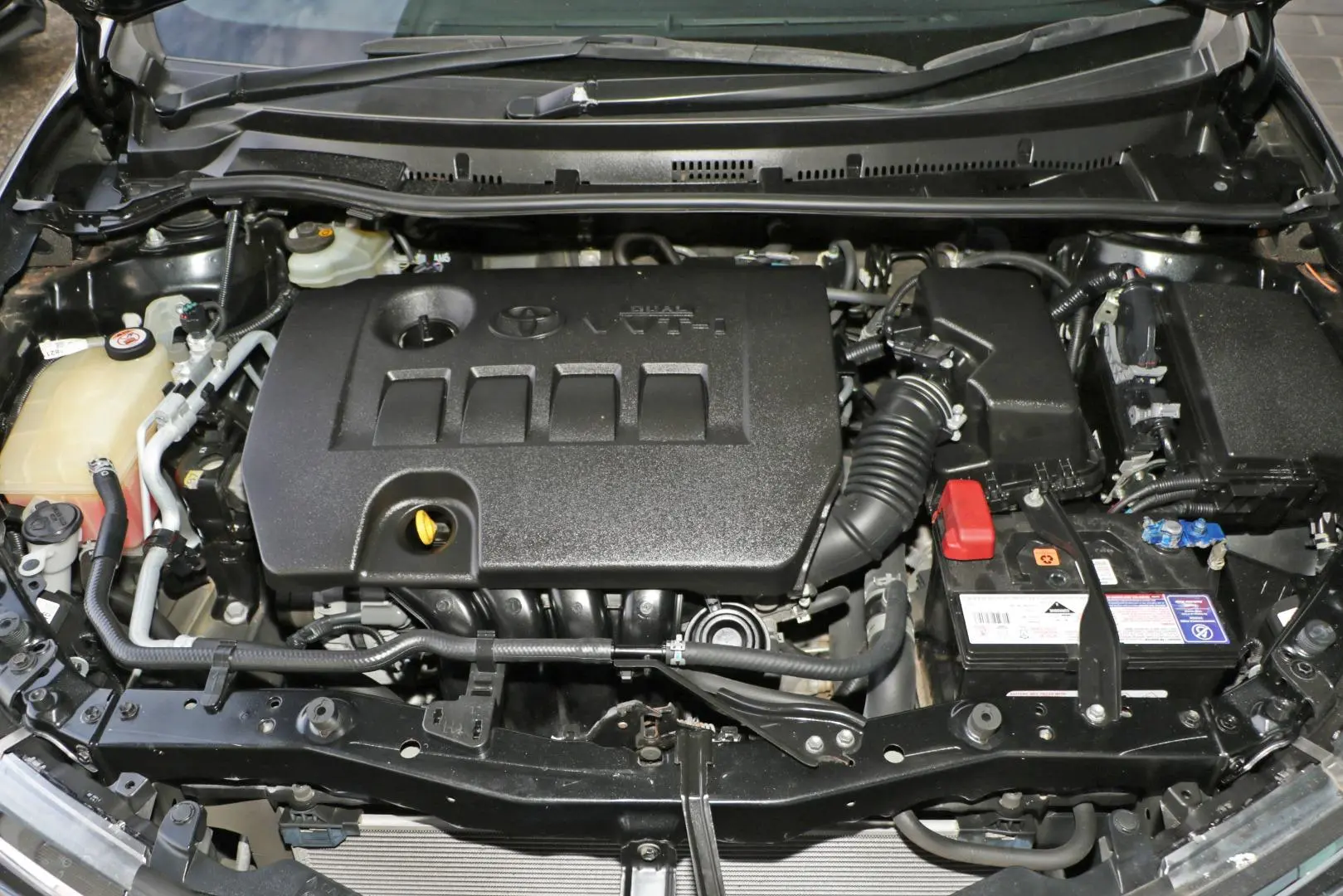2018 Toyota Corolla Gallery Image 19