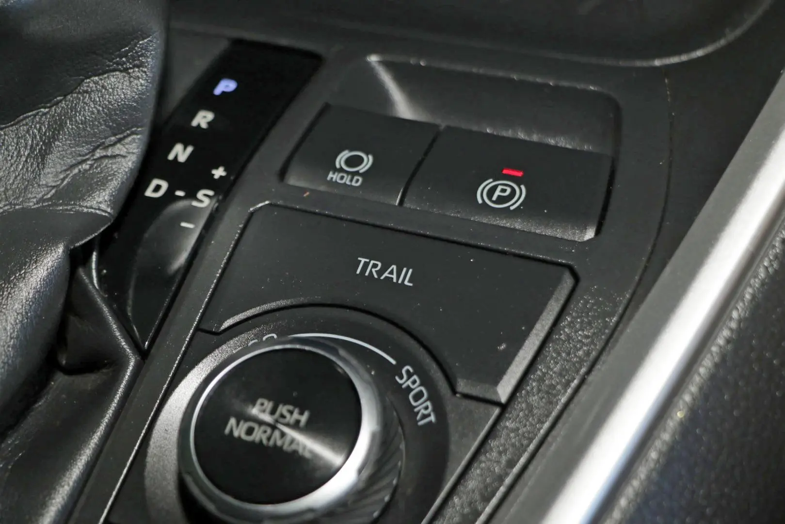 2021 Toyota RAV4 Gallery Image 14