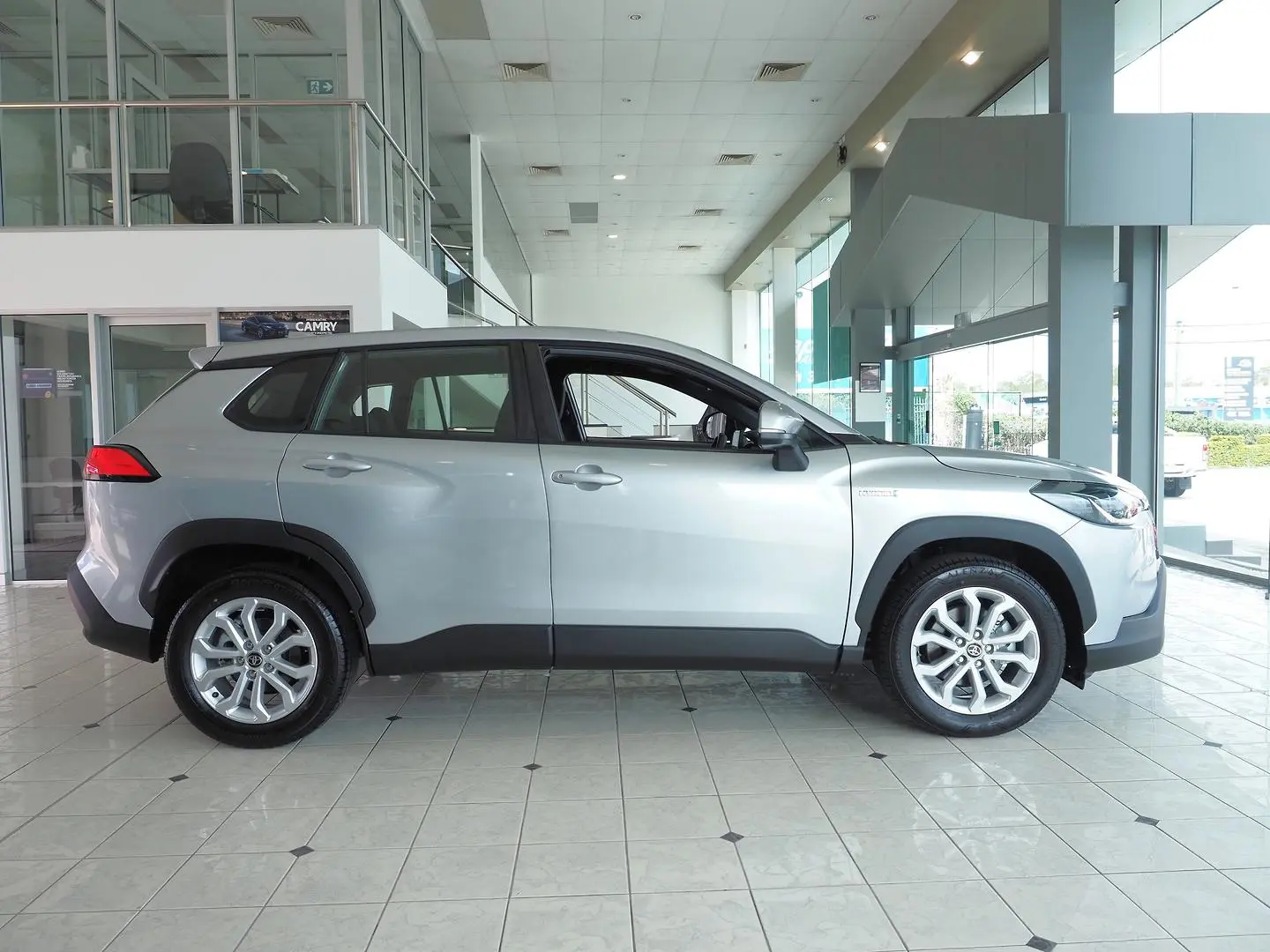 2023 Toyota Corolla Cross Gallery Image 7