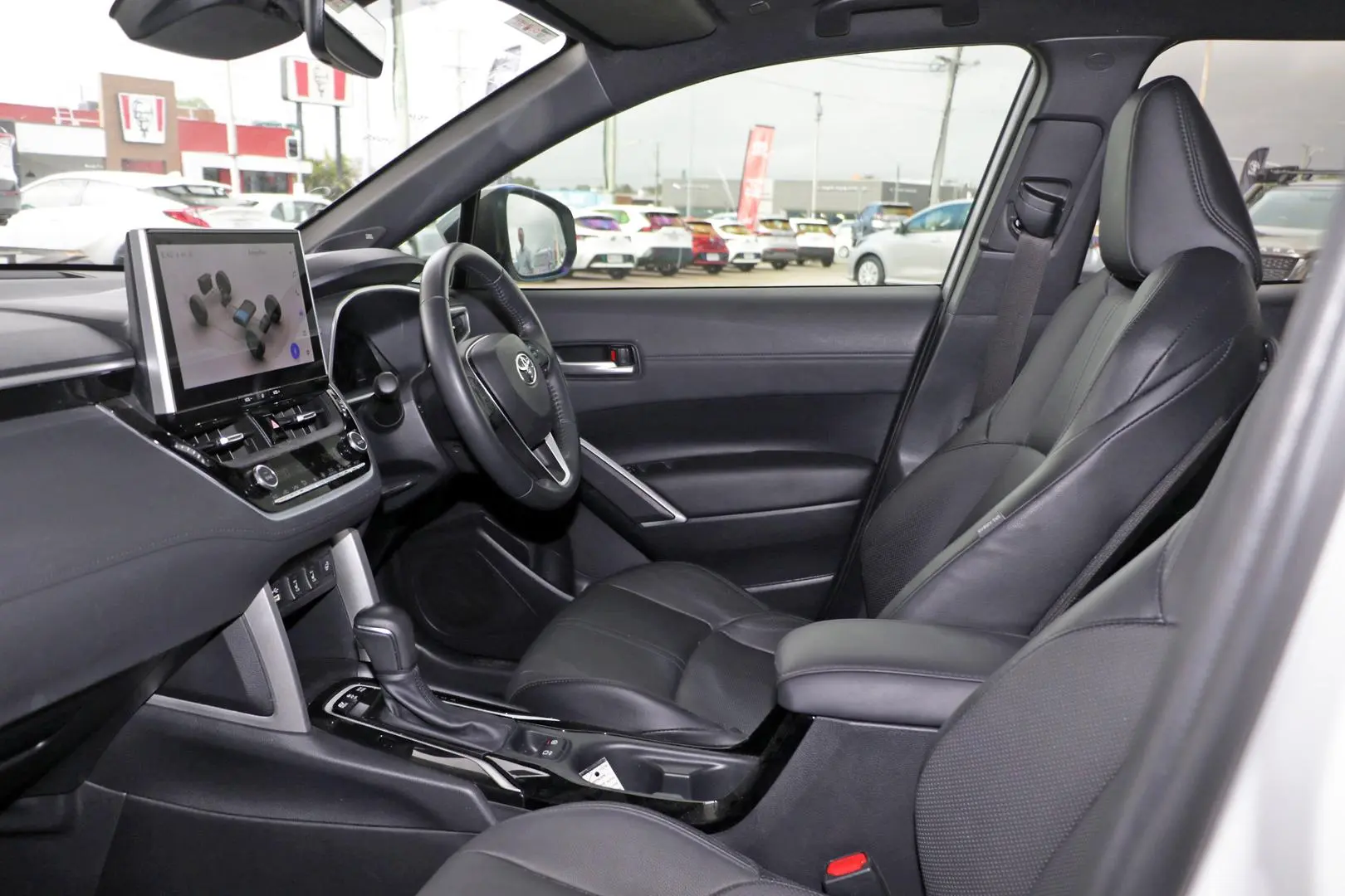 2024 Toyota Corolla Cross Gallery Image 10