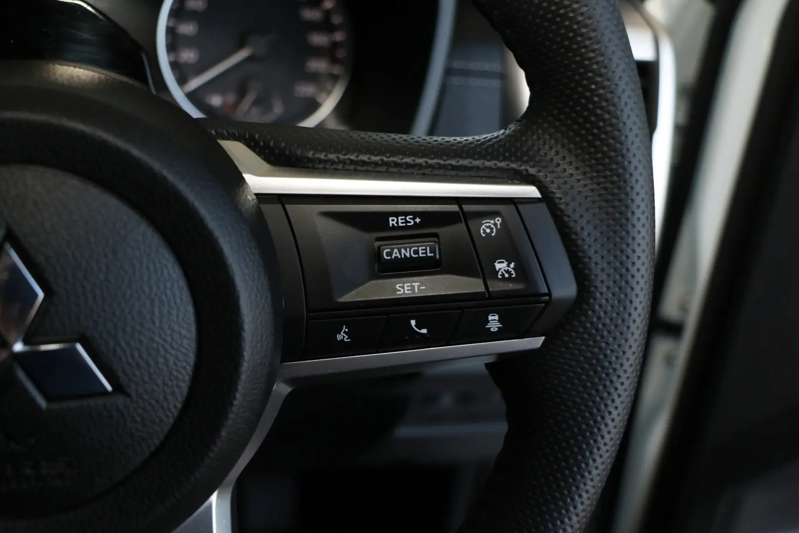 2024 Mitsubishi Triton Gallery Image 16