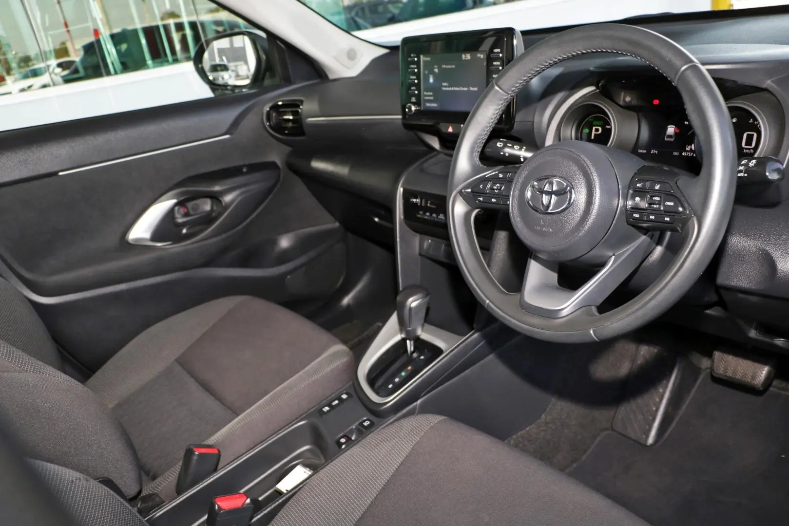 2023 Toyota Yaris Cross Gallery Image 7