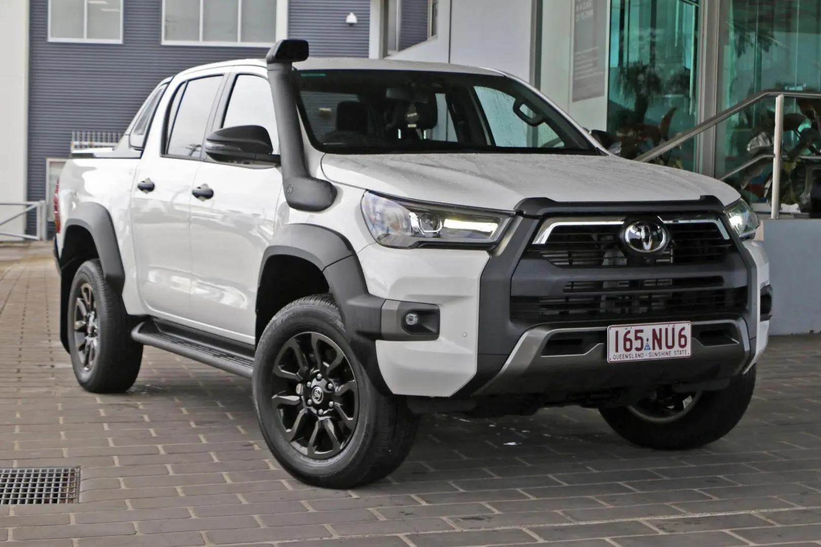 2025 Toyota Hilux Gallery Image 1
