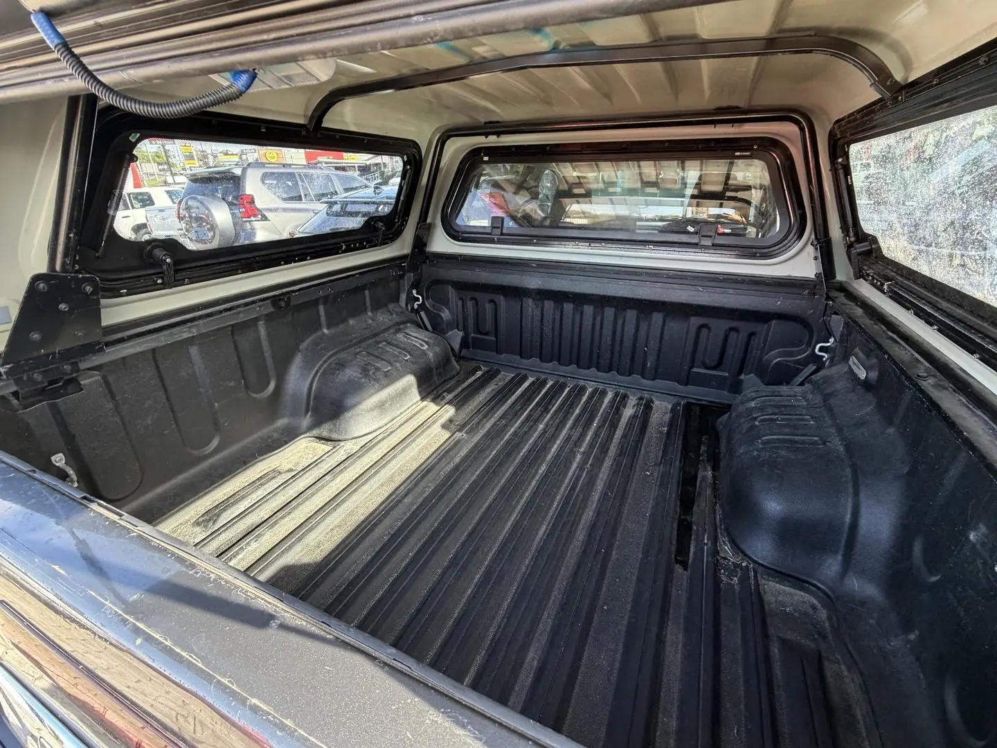 2021 Toyota Hilux Gallery Image 9
