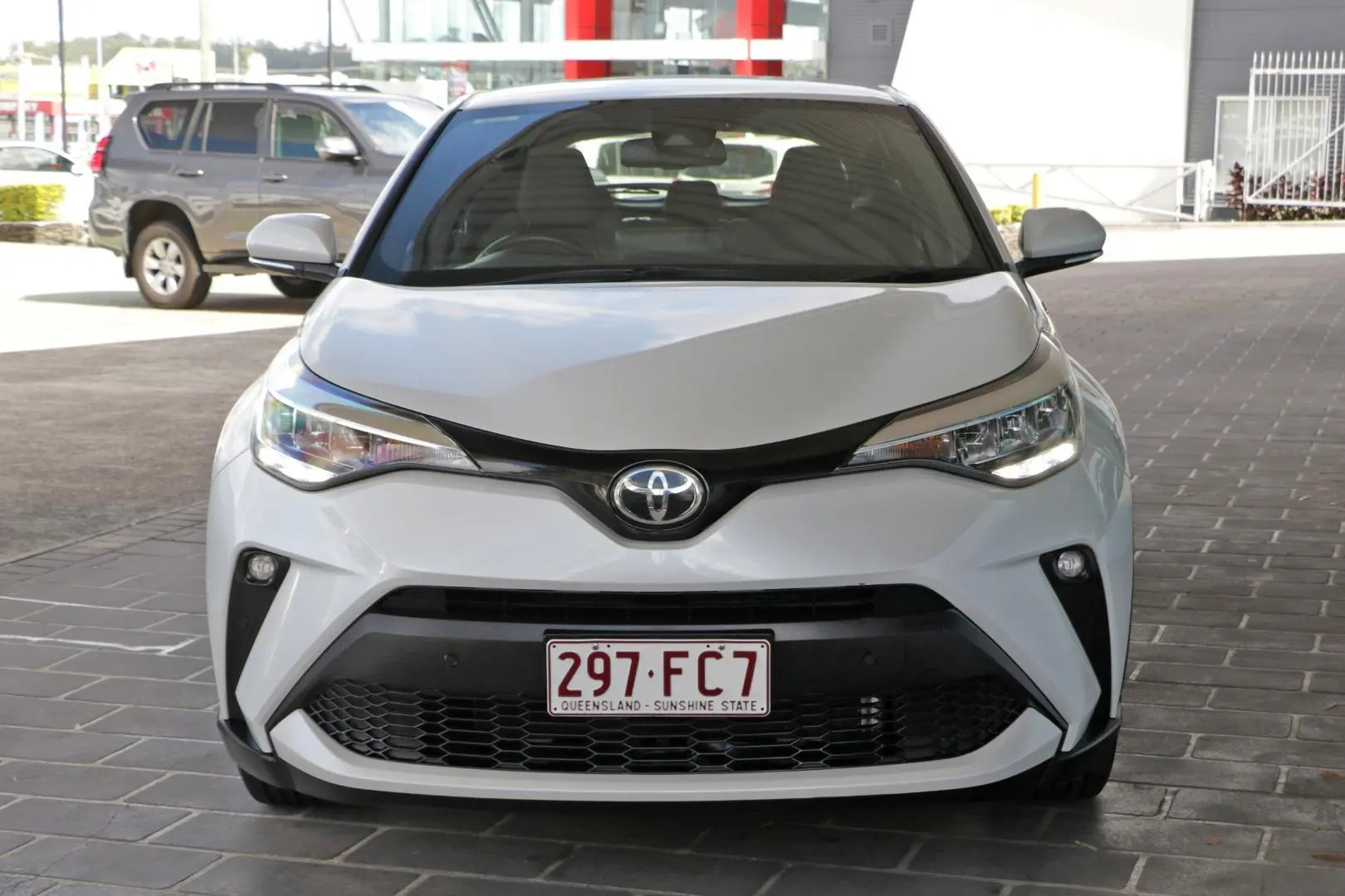 2022 Toyota C-HR Gallery Image 3