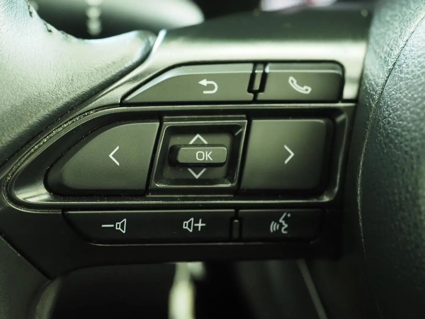 2024 Toyota Yaris Cross Gallery Image 21