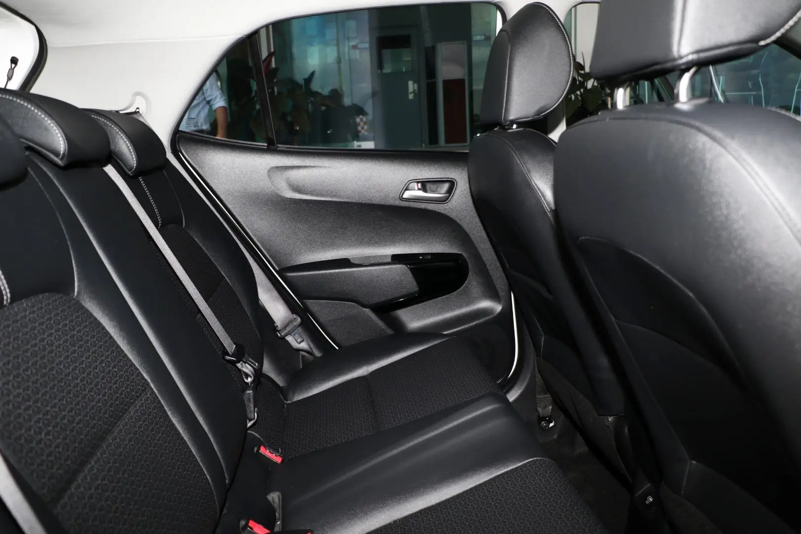 2024 Kia Picanto Gallery Image 10