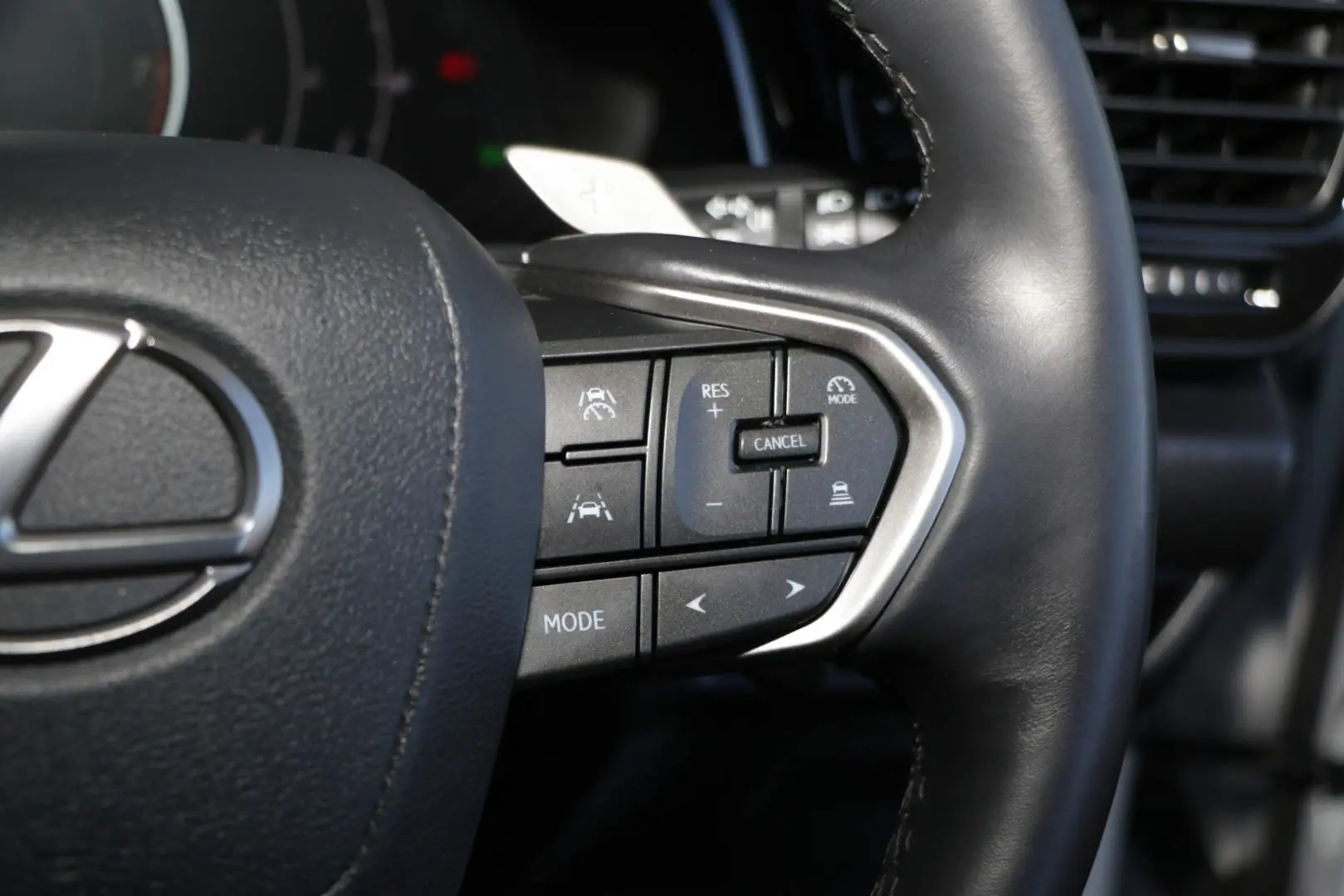 2023 Lexus NX Gallery Image 15