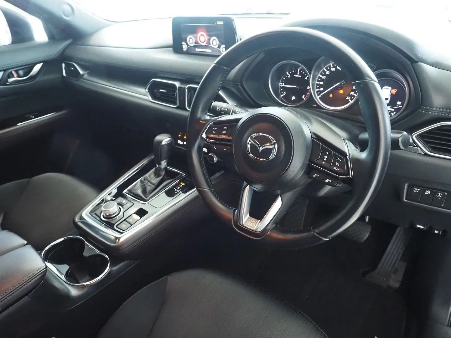 2019 Mazda CX-8 Gallery Image 3