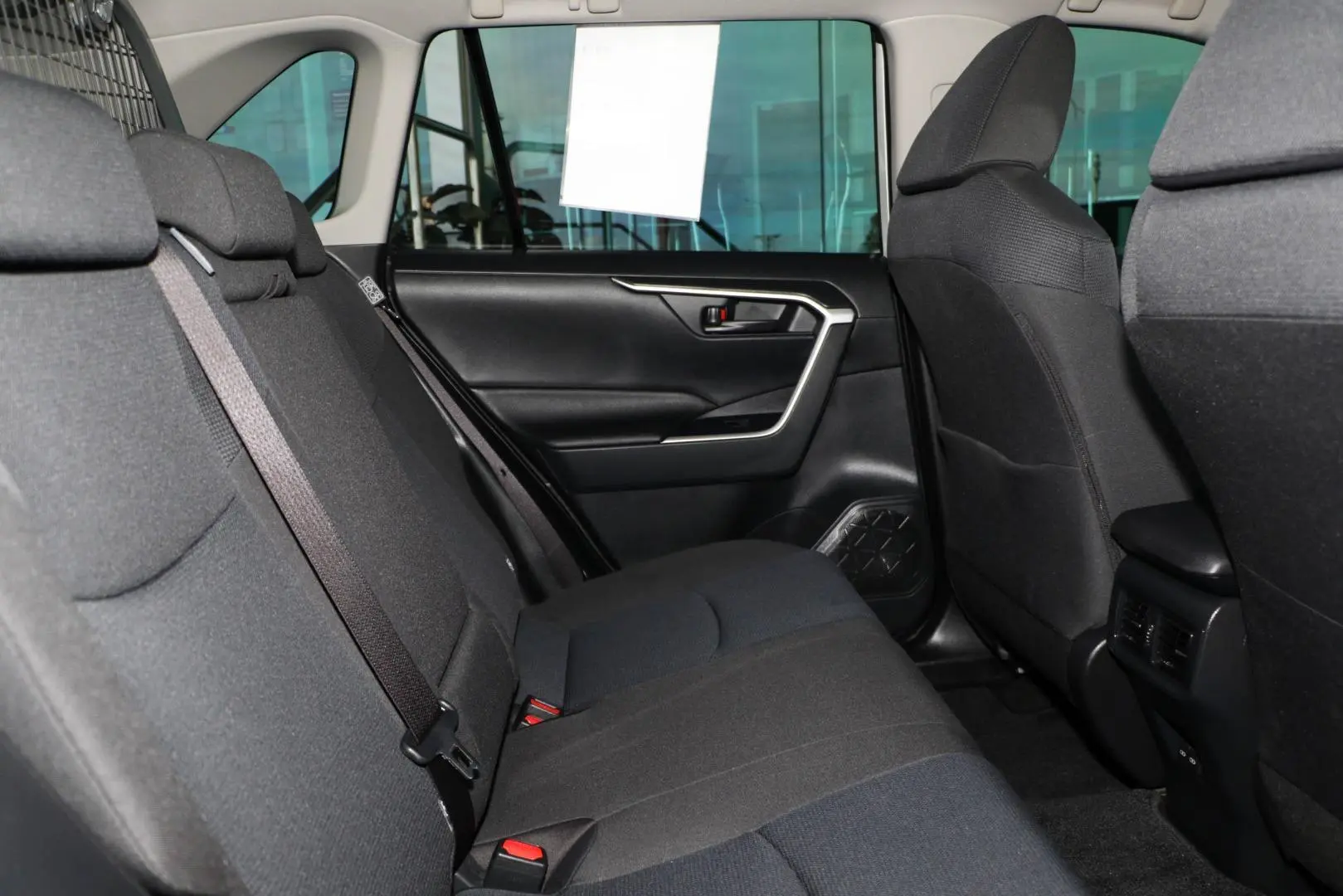 2023 Toyota RAV4 Gallery Image 11
