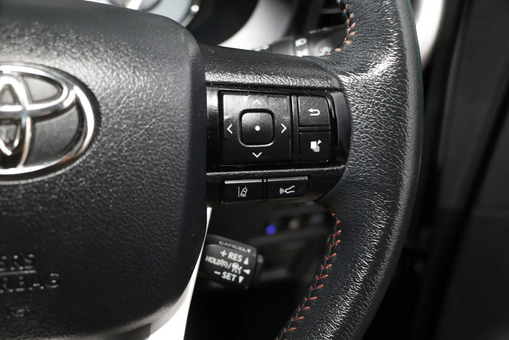 2021 Toyota Hilux Gallery Image 18