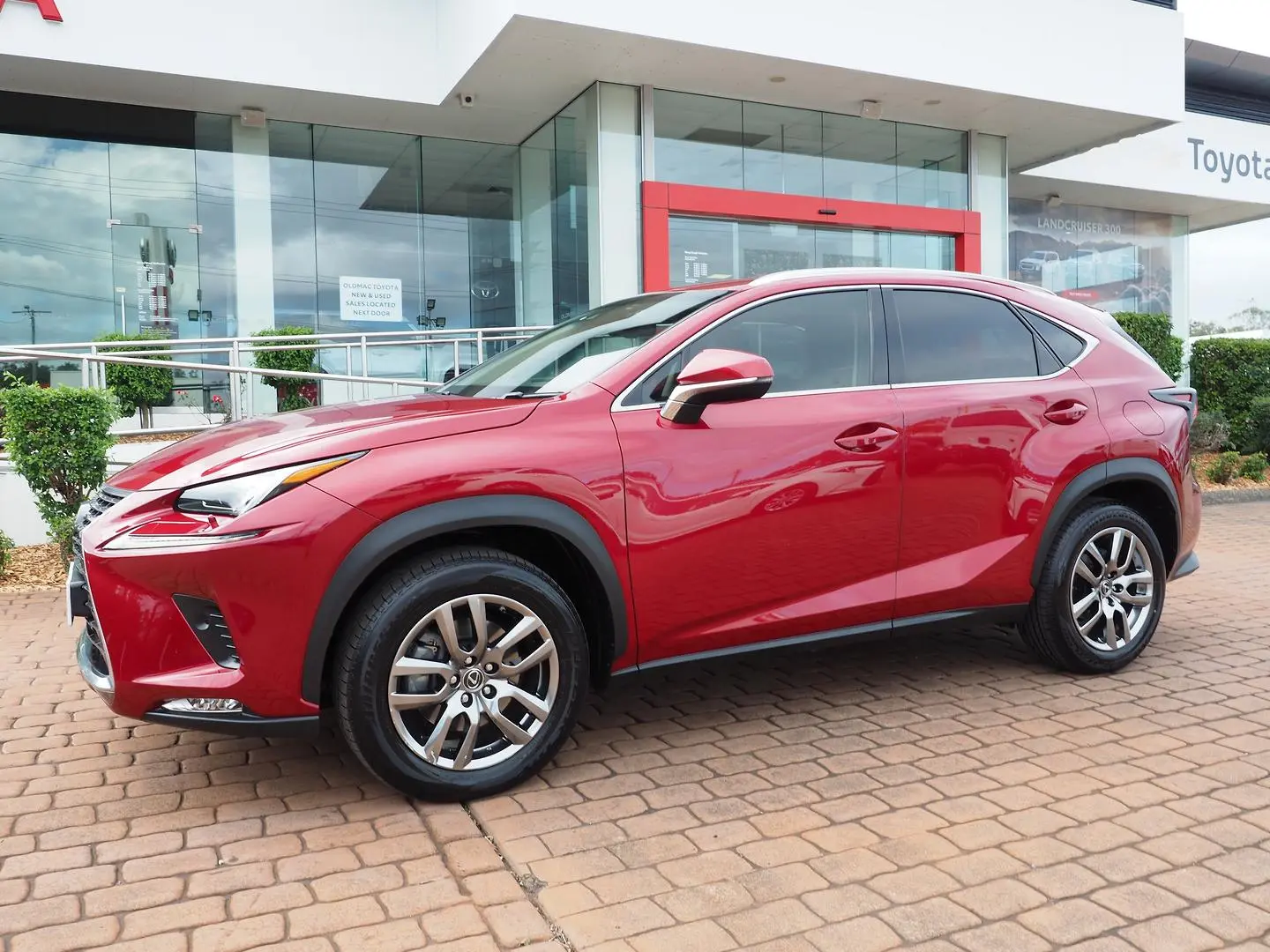 2018 Lexus NX Gallery Image 2