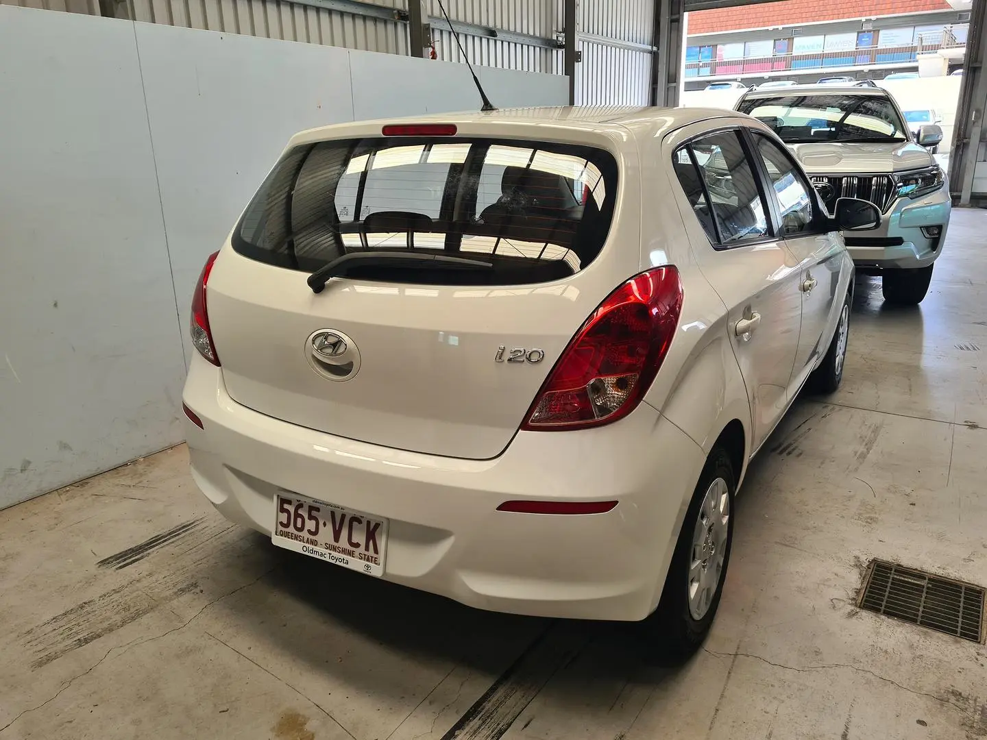 2014 Hyundai i20 Image 2