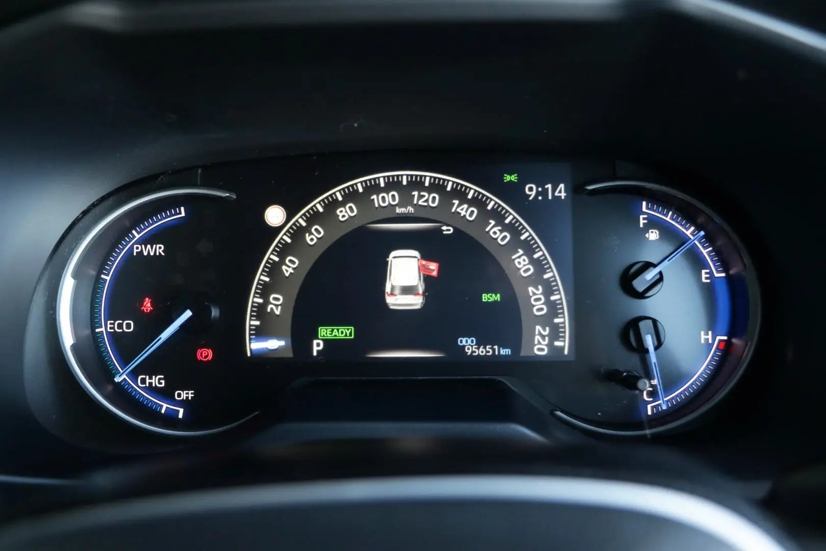 2021 Toyota RAV4 Gallery Image 13