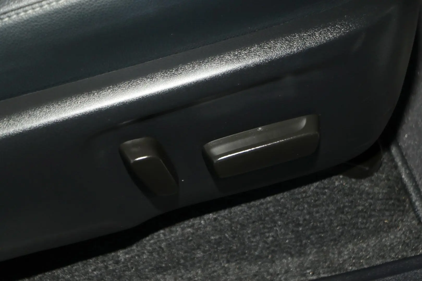 2025 Toyota Hilux Gallery Image 16