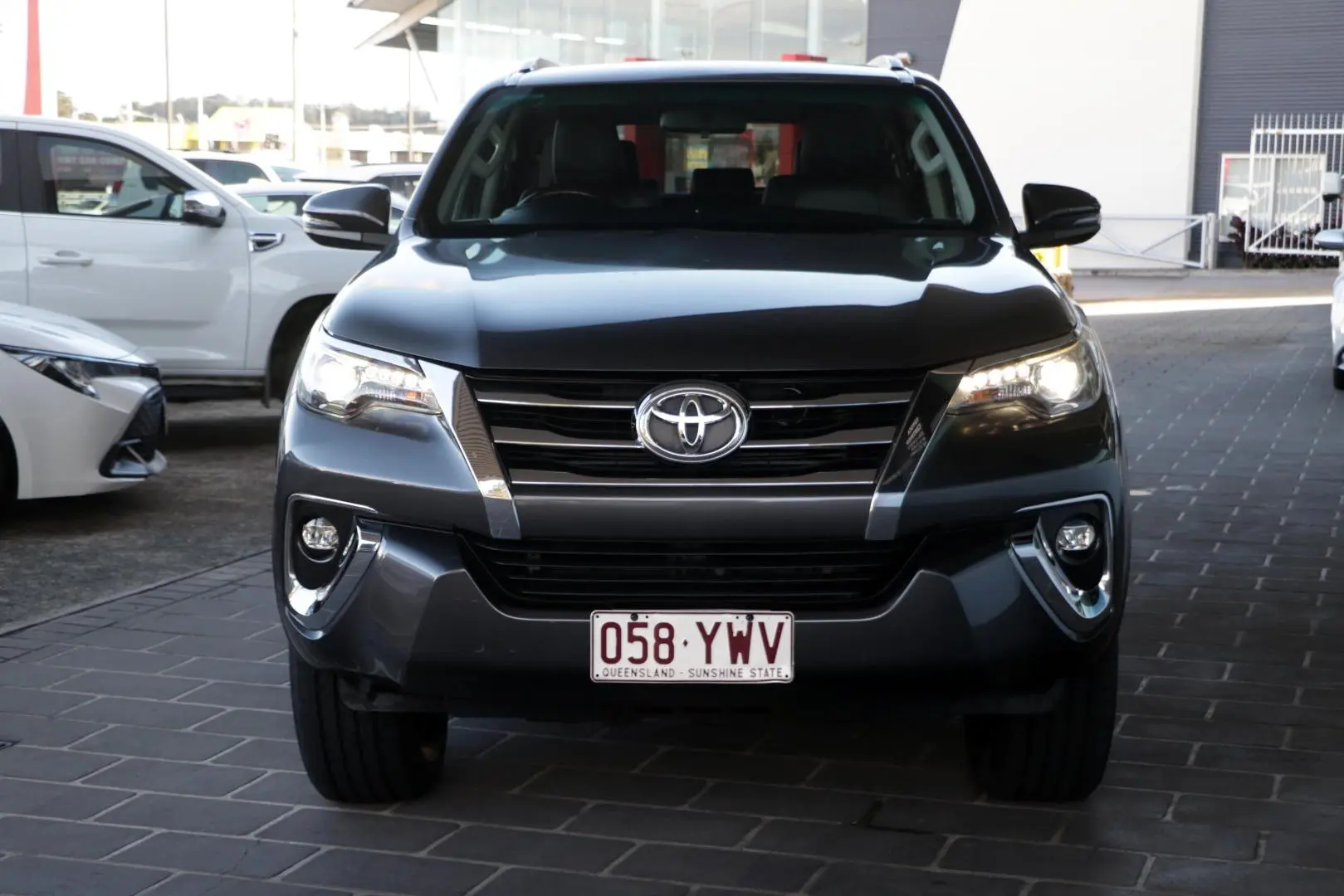 2018 Toyota Fortuner Gallery Image 3