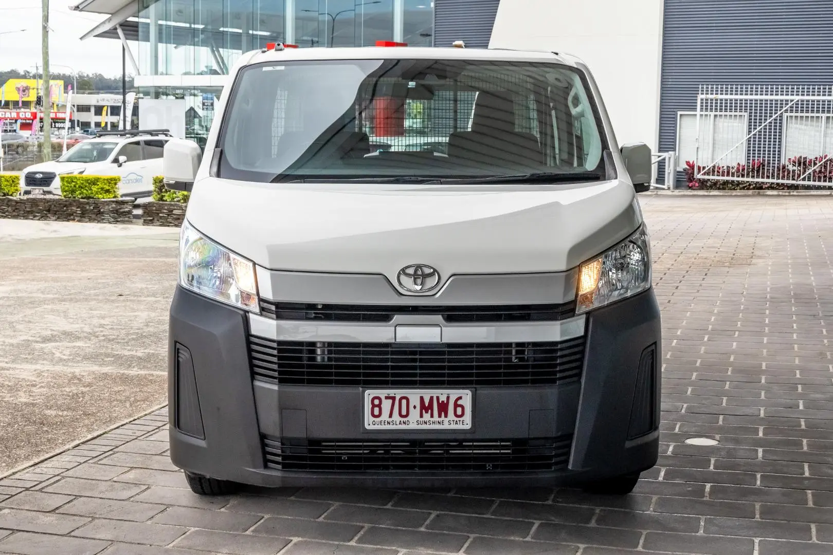 2021 Toyota Hiace Gallery Image 4