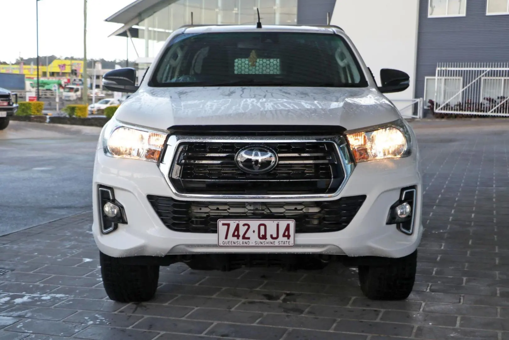 2020 Toyota Hilux Gallery Image 7