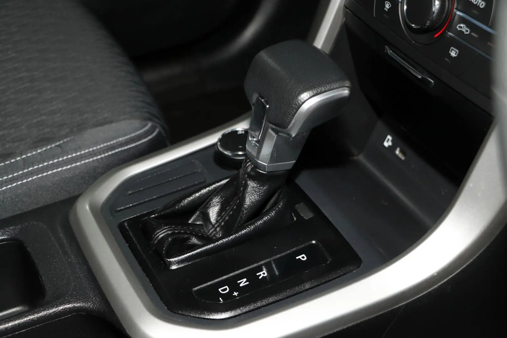 2021 LDV T60 Gallery Image 12