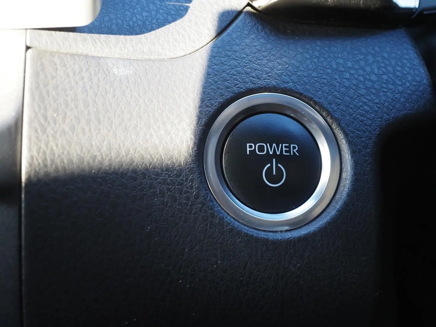 2025 Toyota Camry Gallery Image 31