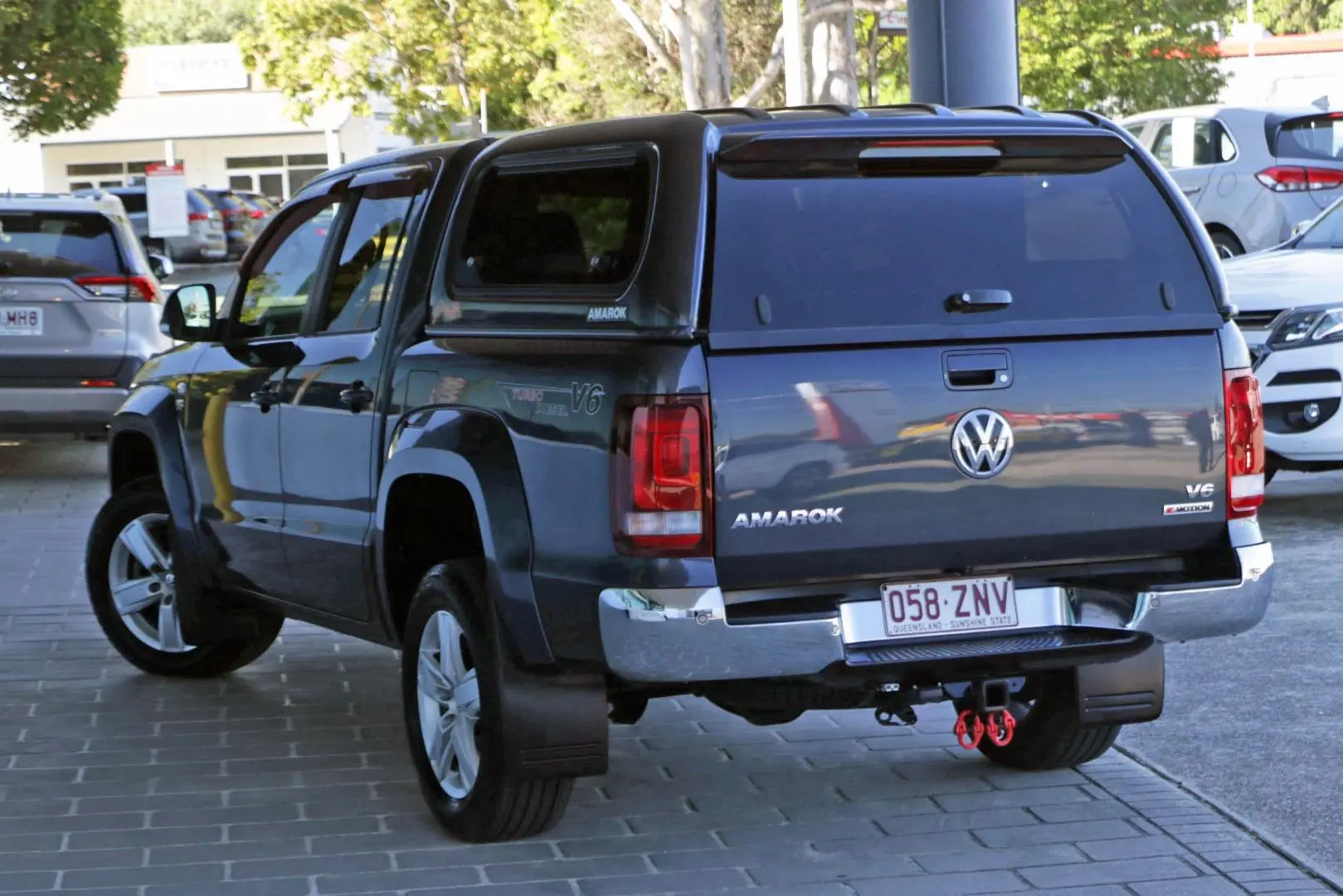 2019 Volkswagen Amarok Gallery Image 2