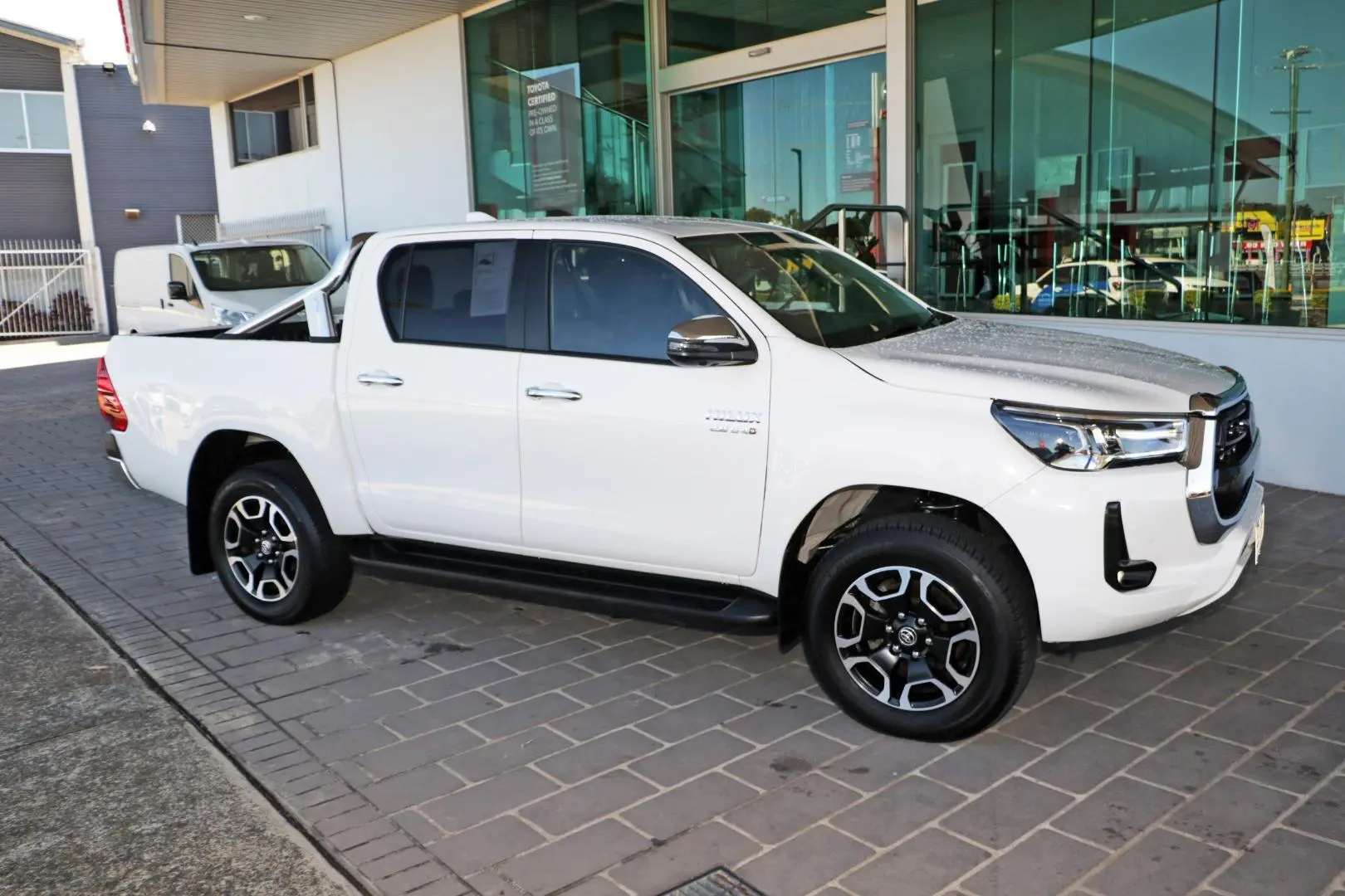 2023 Toyota Hilux Gallery Image 5