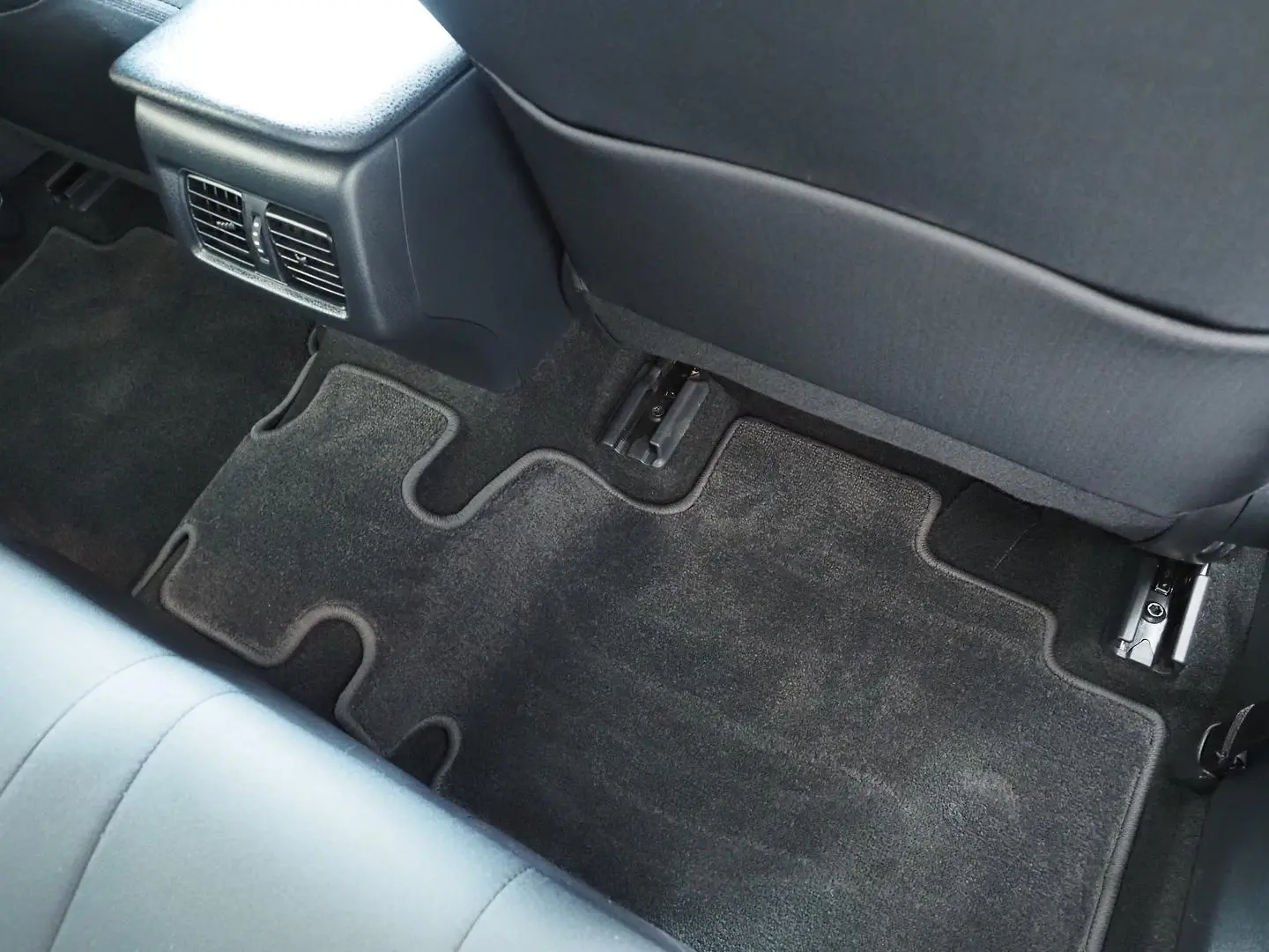 2023 Toyota Camry Gallery Image 16