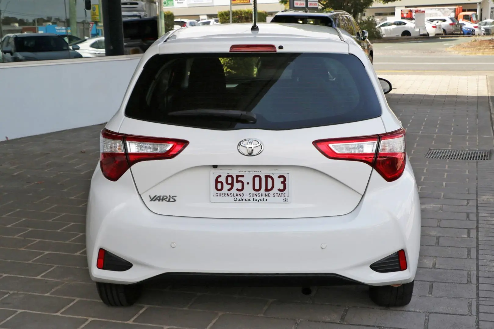 2019 Toyota Yaris Gallery Image 4