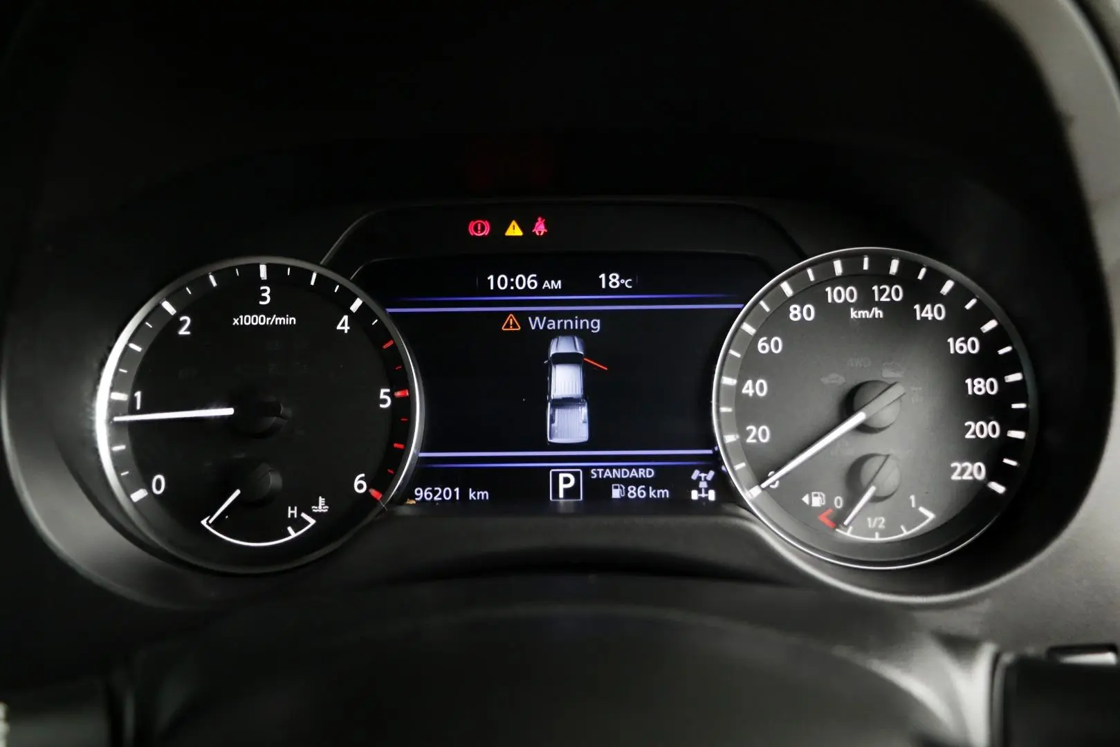 2021 Nissan Navara Gallery Image 13