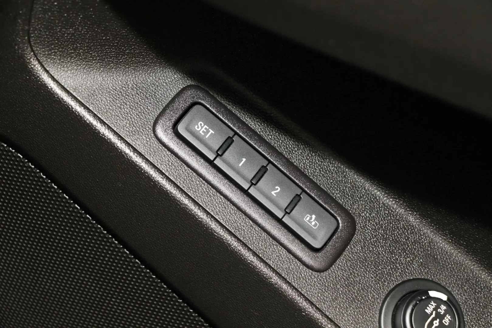 2018 Holden Equinox Gallery Image 17