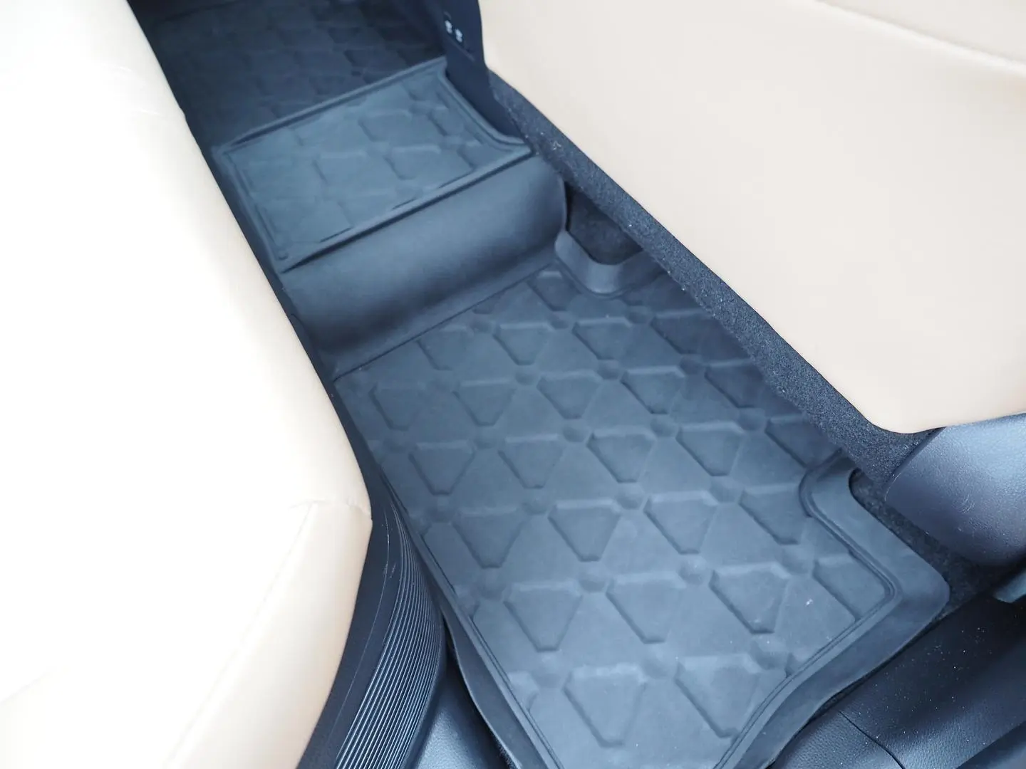 2021 Toyota RAV4 Gallery Image 21