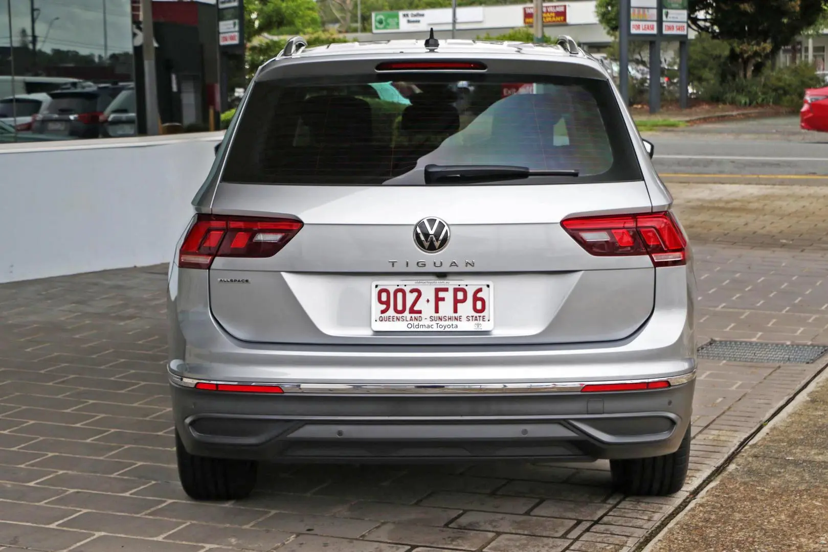 2022 Volkswagen Tiguan Gallery Image 4