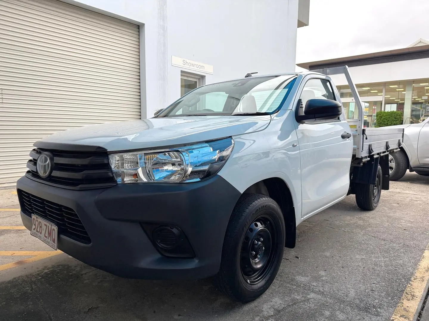 2020 Toyota Hilux Gallery Image 2