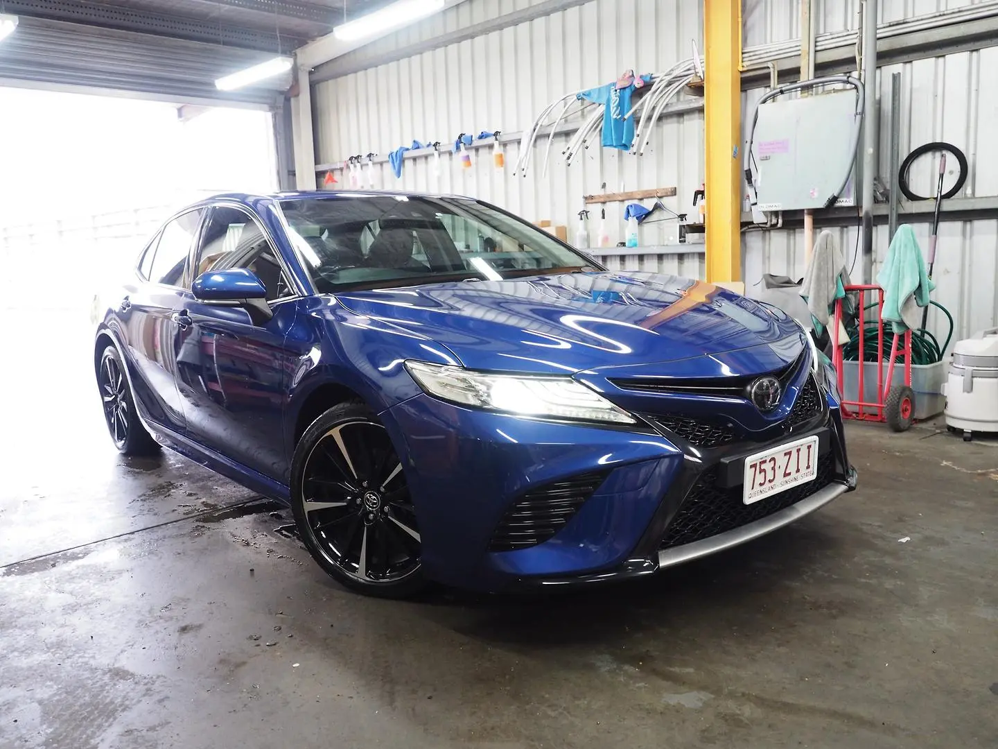 2018 Toyota Camry Gallery Image 1