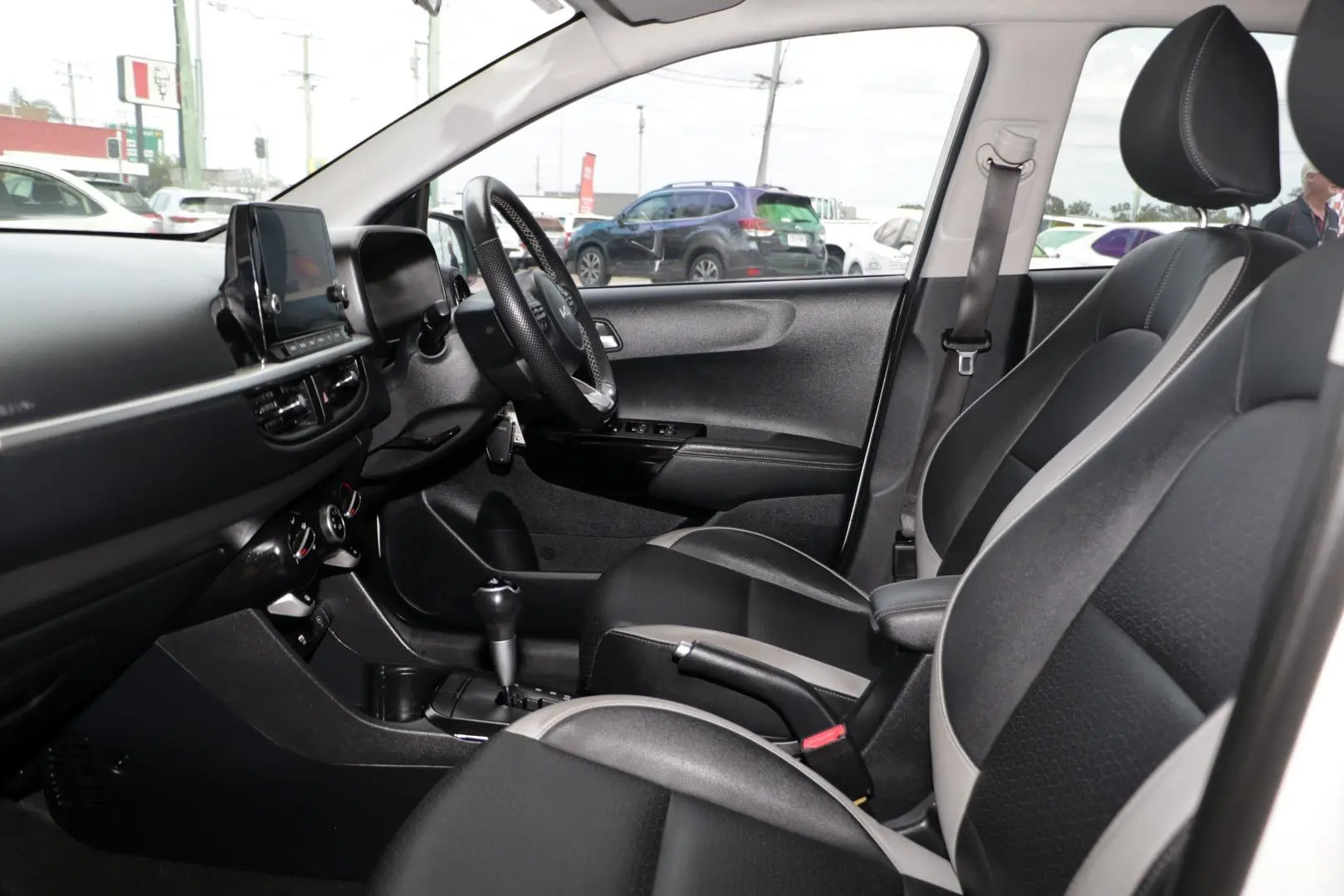 2024 Kia Picanto Gallery Image 8