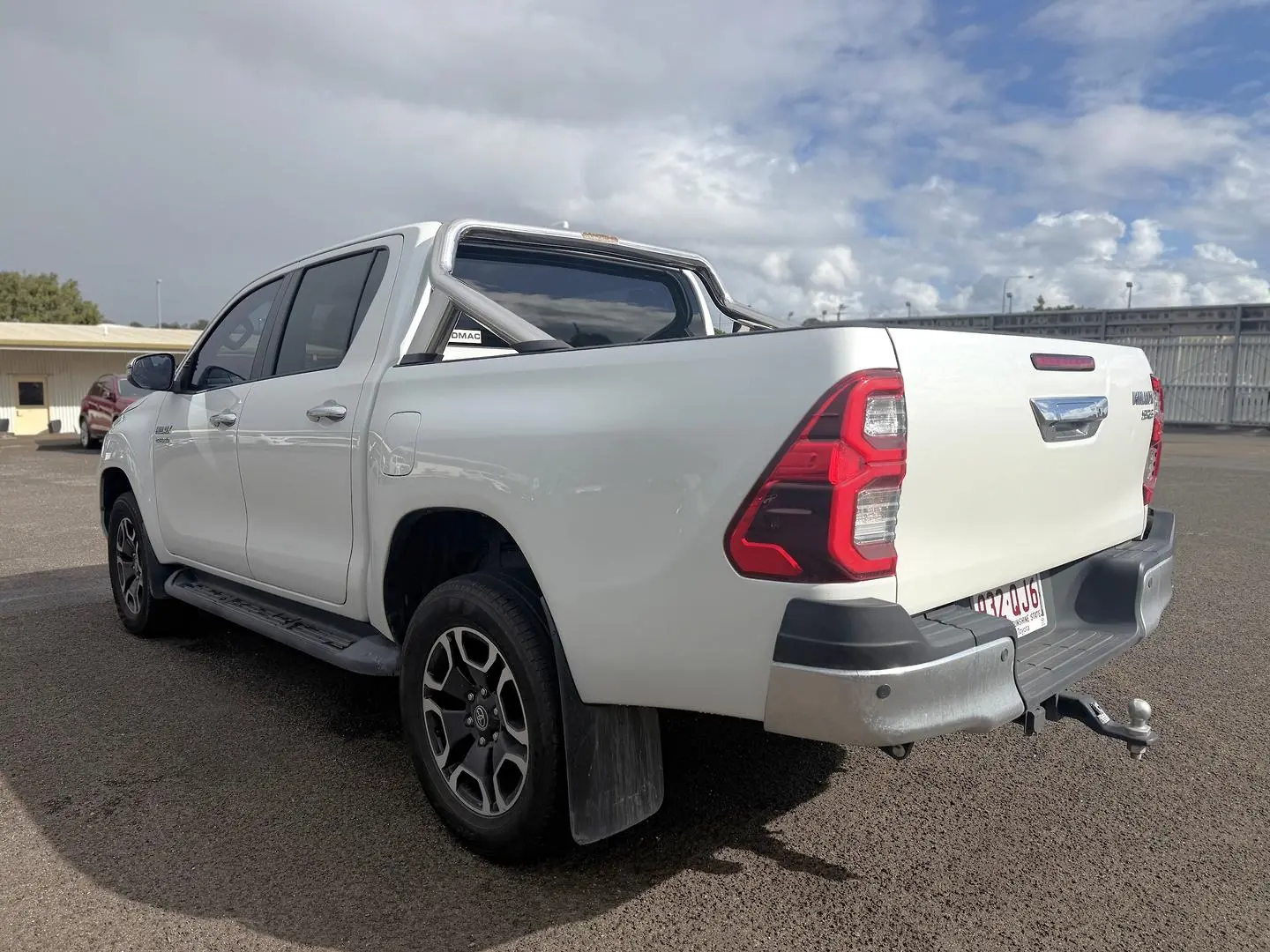 2023 Toyota Hilux Gallery Image 5