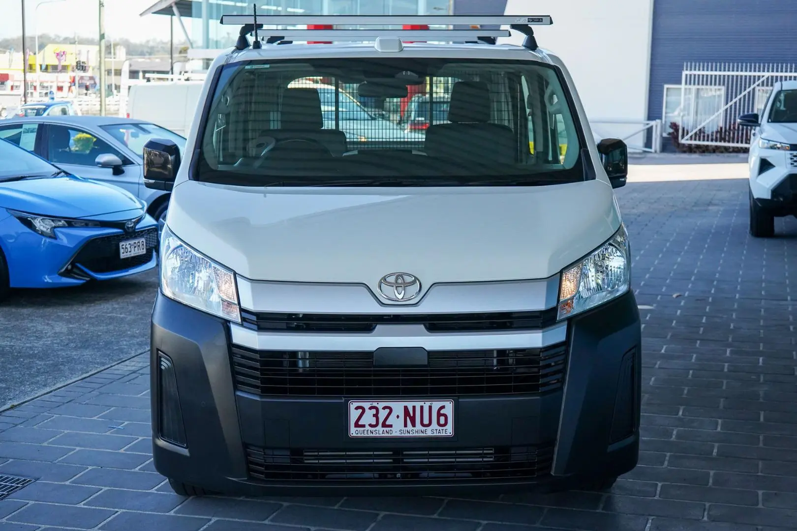 2025 Toyota Hiace Gallery Image 5