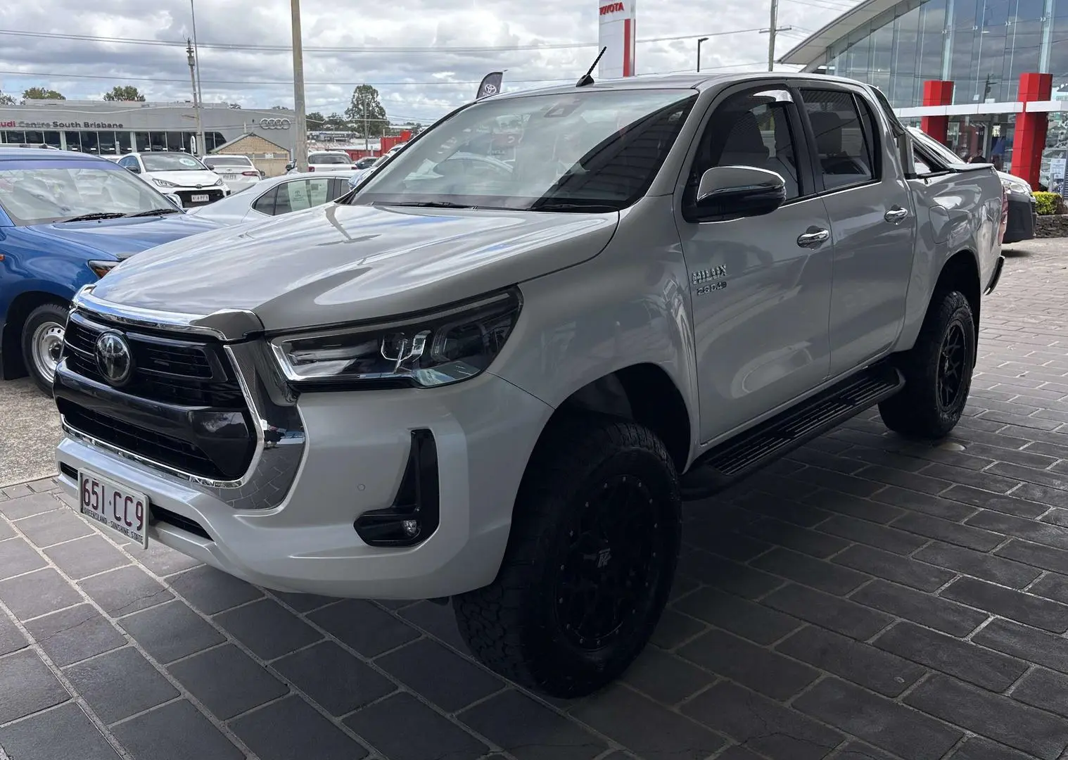 2021 Toyota Hilux Gallery Image 8