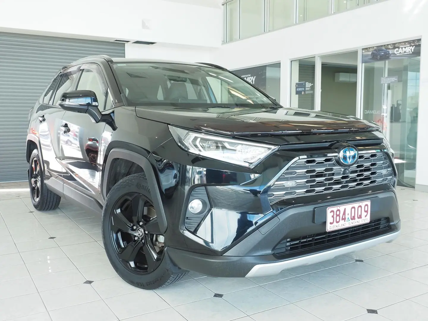 2021 Toyota RAV4 Gallery Image 1