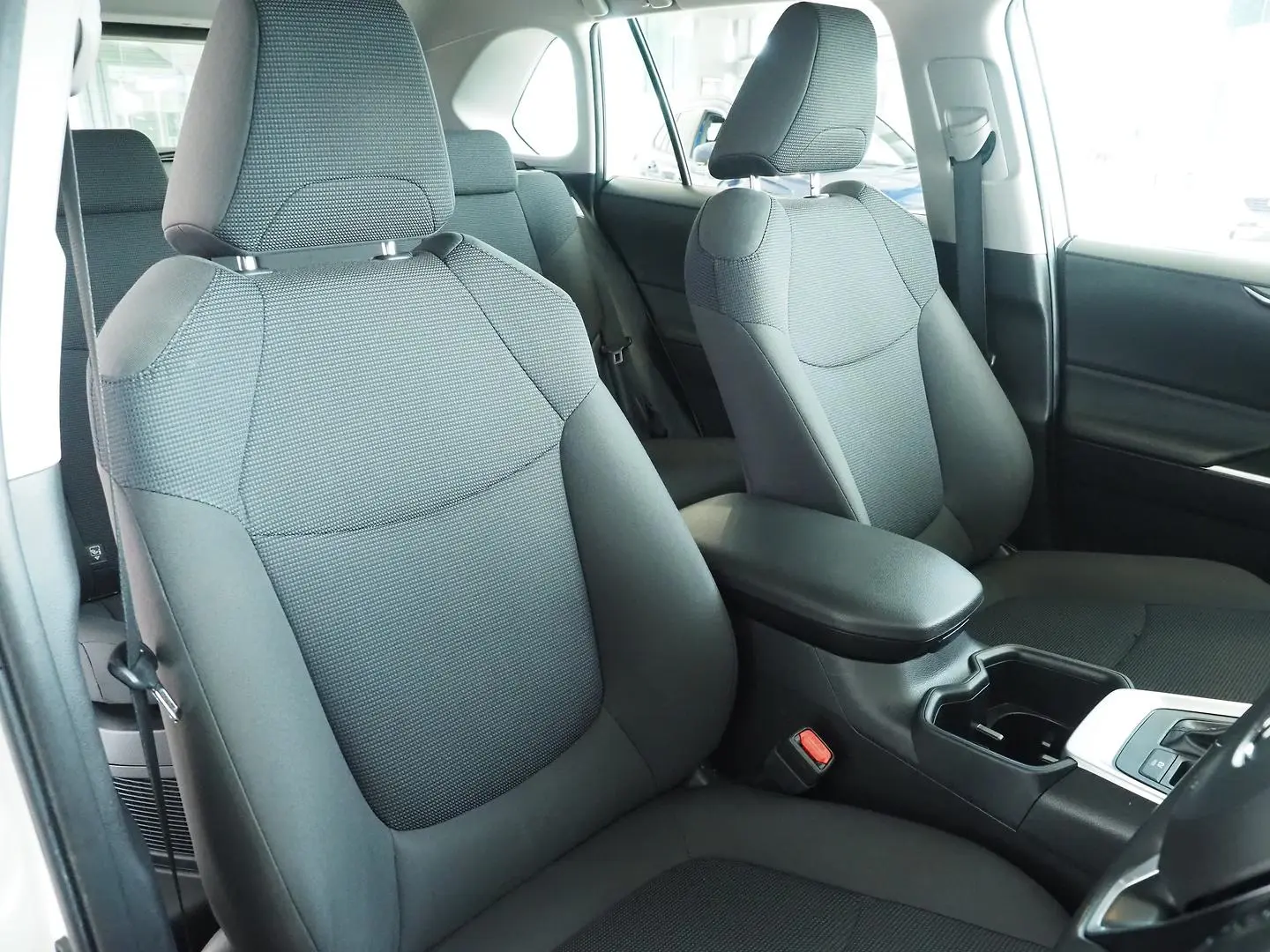 2023 Toyota RAV4 Gallery Image 17