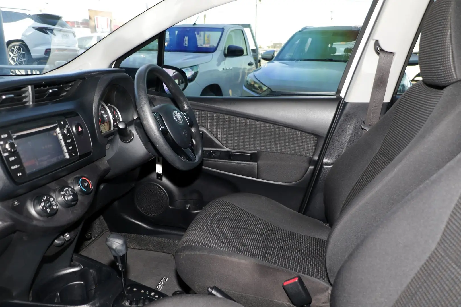 2018 Toyota Yaris Gallery Image 10