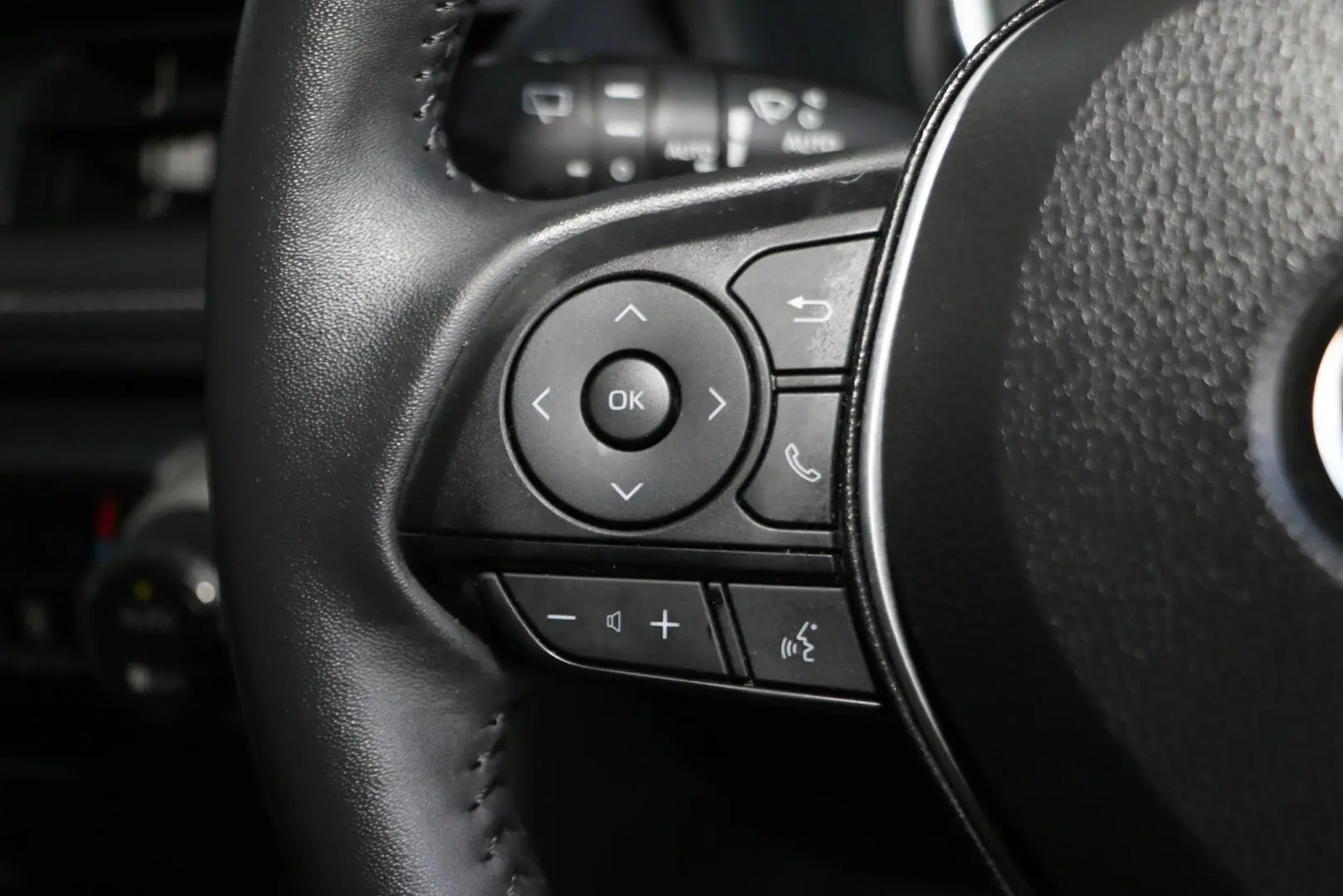 2024 Toyota RAV4 Gallery Image 18