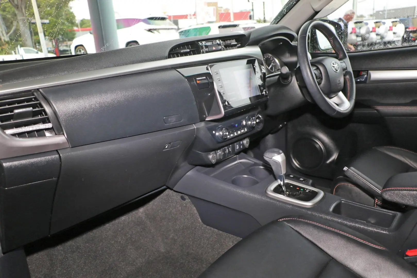 2021 Toyota Hilux Gallery Image 7