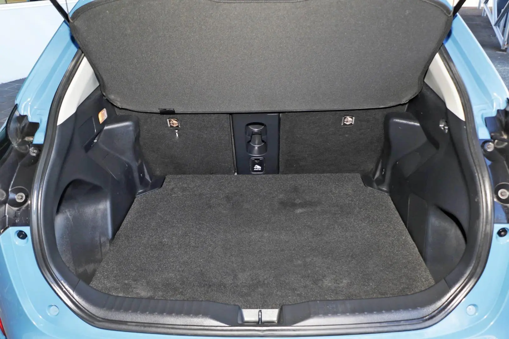 2021 Toyota Yaris Cross Gallery Image 24